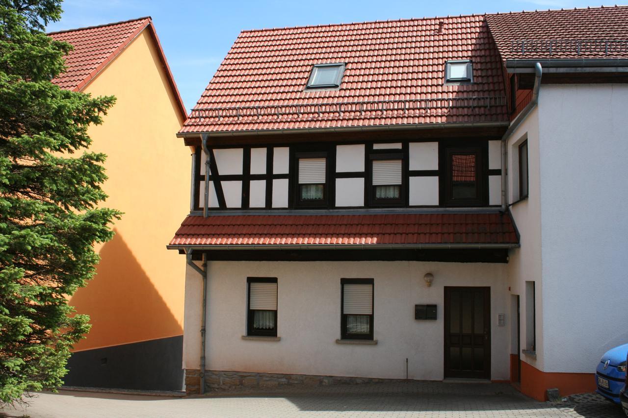 Gasthaus&Hotel Zur Linde Hermsdorf  Exterior foto